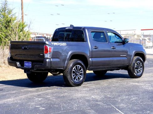 Used 2021 Toyota Tacoma TRD Sport image 6