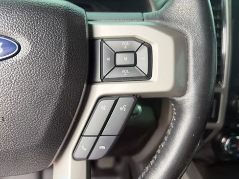 Used 2017 Ford F150 Lariat RWD image 22