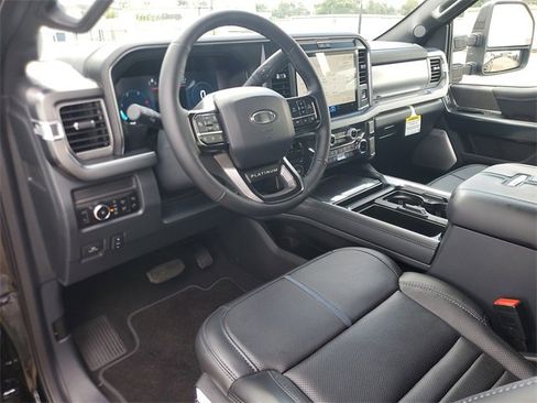 New 2025 Ford F250 Platinum w/ FX4 Off-Road Package image 18