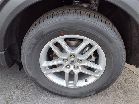 New 2026 Ford Explorer Active w/ Active Comfort Package image 5