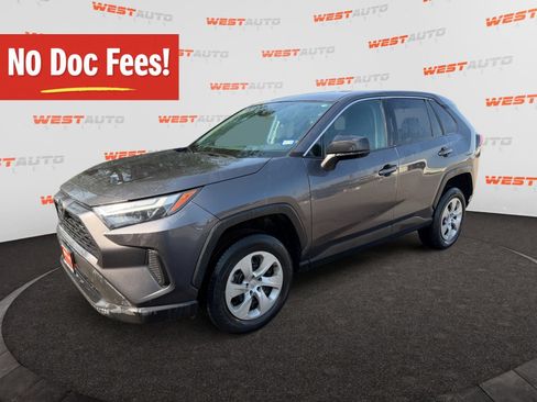Used 2023 Toyota RAV4 LE AWD/4WD image 1