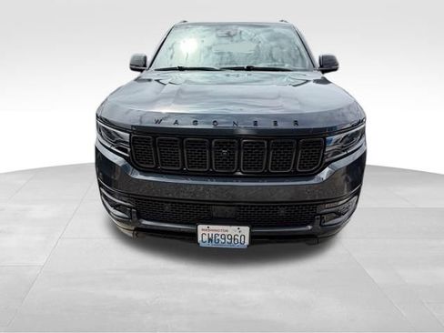 Used 2023 Jeep Wagoneer Series II w/ Convenience Group I AWD/4WD image 16