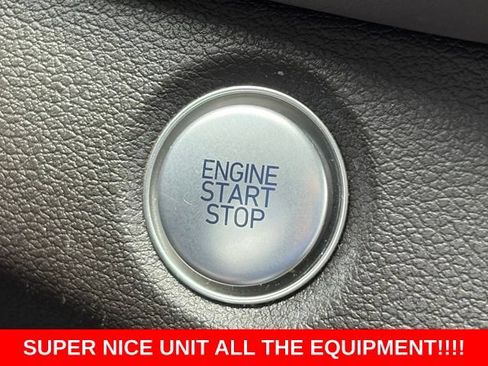 Used 2020 Hyundai Santa Fe Limited AWD/4WD image 26