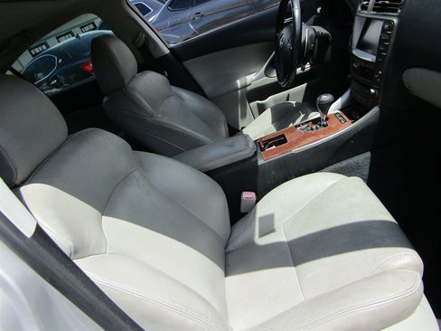Used 2008 Lexus IS 250 RWD image 5