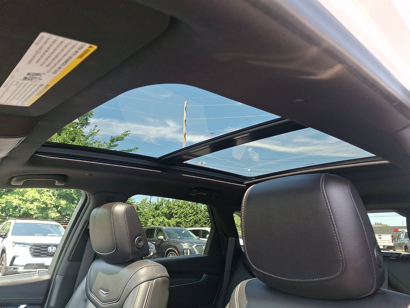 Certified 2022 Cadillac XT5 Premium Luxury AWD/4WD image 13