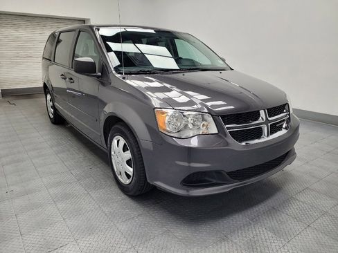 Used 2017 Dodge Grand Caravan SE w/ Power Window Group FWD image 13