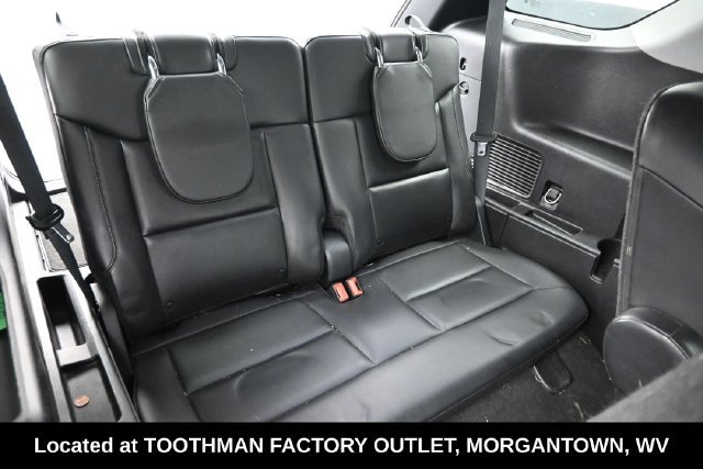 Used 2021 Ford Explorer XLT w/ Equipment Group 202A AWD/4WD image 9