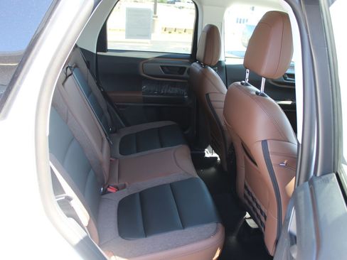 New 2026 Ford Bronco Sport Outer Banks w/ Outer Banks Tech Package+ AWD/4WD image 15