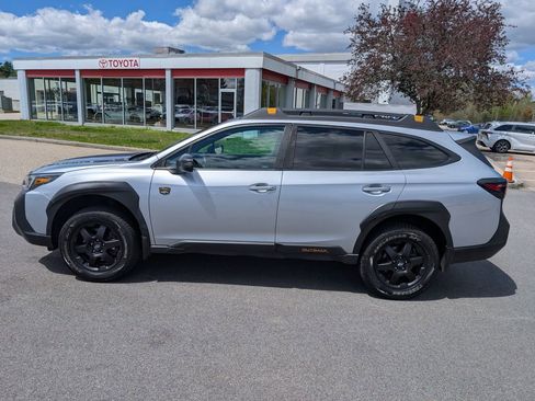 Used 2023 Subaru Outback Wilderness AWD/4WD image 2