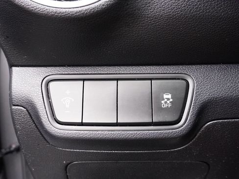 Used 2022 Kia Forte LXS FWD image 27