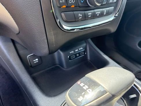 Used 2018 Dodge Durango R/T w/ Blacktop Package AWD/4WD image 29