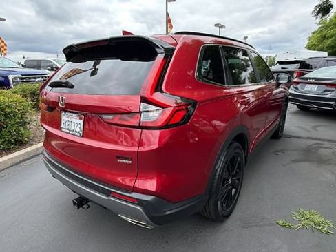 Used 2024 Honda CR-V Sport Touring image 4