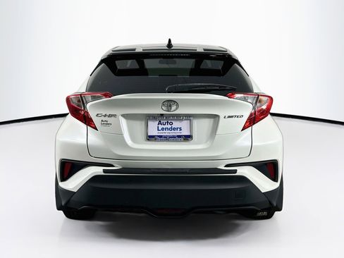 Used 2021 Toyota C-HR Limited FWD image 6