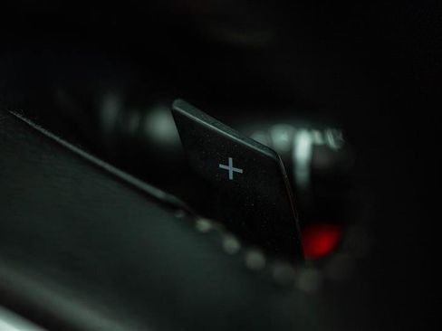 Used 2024 Subaru Ascent Premium w/ Convenience Package image 19