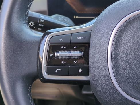 Certified 2024 Kia Sorento S w/ Panoramic Sunroof Package image 26