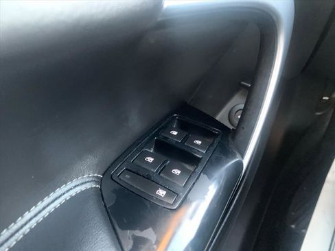 Used 2017 Buick Regal Sport Touring image 14