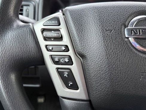 Used 2022 Nissan Titan S w/ S Utility Package image 17