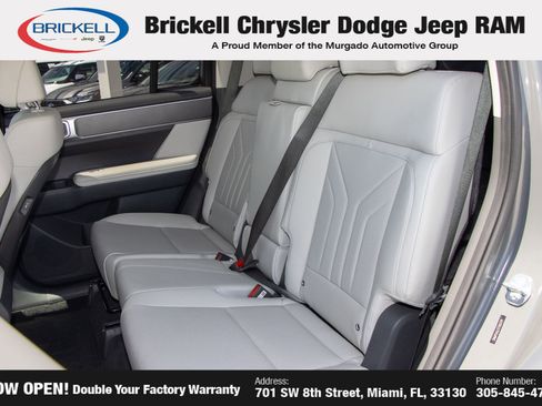 Used 2026 Hyundai Santa Fe SEL FWD image 16