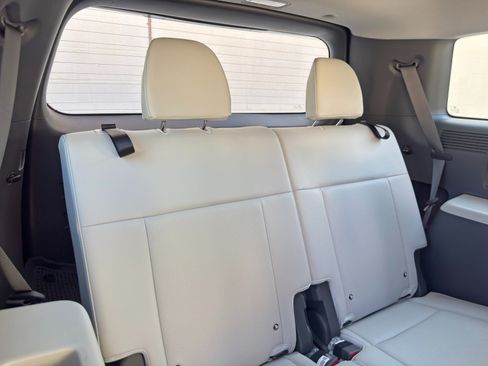 Used 2024 Hyundai Santa Fe SEL FWD image 37