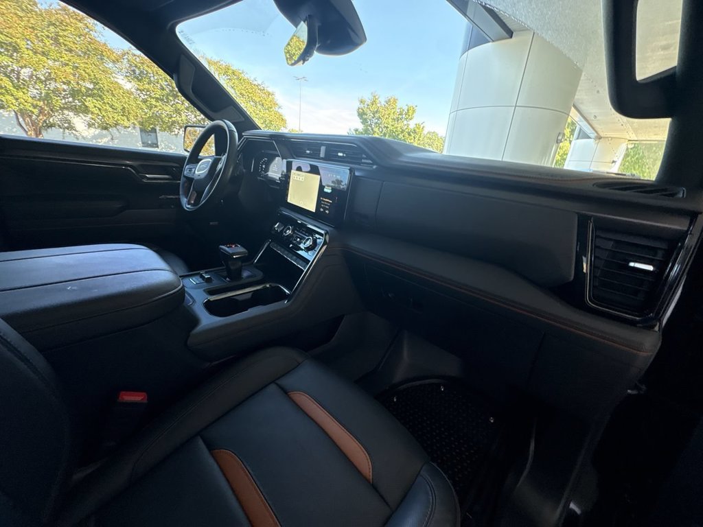 Certified 2024 GMC Sierra 1500 AT4 w/ Technology Package AWD/4WD image 30