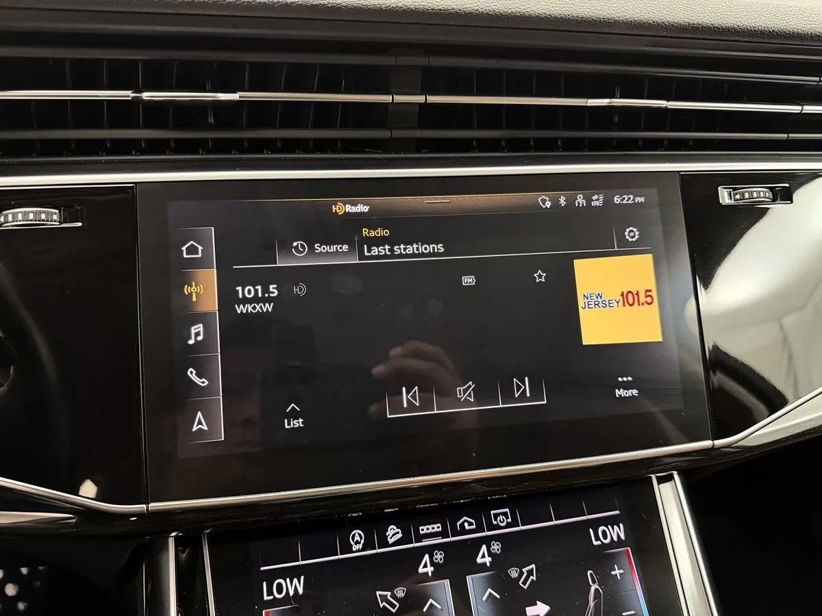 Used 2021 Audi Q7 3.0T Premium Plus w/ Executive Package AWD/4WD image 39