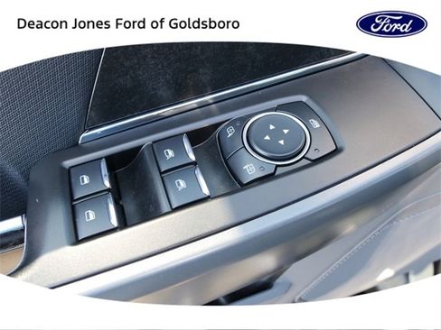 Certified 2023 Ford F150 XLT w/ Equipment Group 302A High image 18