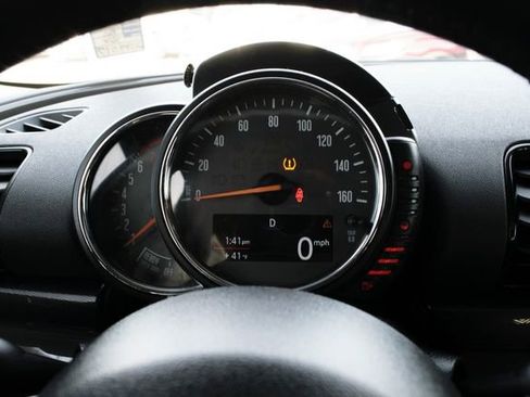 Used 2017 MINI Cooper Clubman image 28