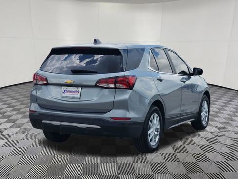 Used 2024 Chevrolet Equinox LT FWD image 3