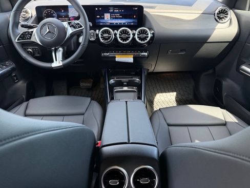 Used 2026 Mercedes-Benz GLA 250 4MATIC image 13