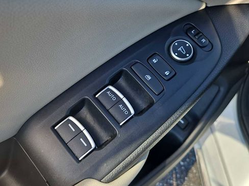 Certified 2018 Honda Accord Touring image 14