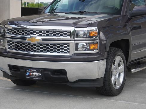 Used 2015 Chevrolet Silverado 1500 LT AWD/4WD image 29
