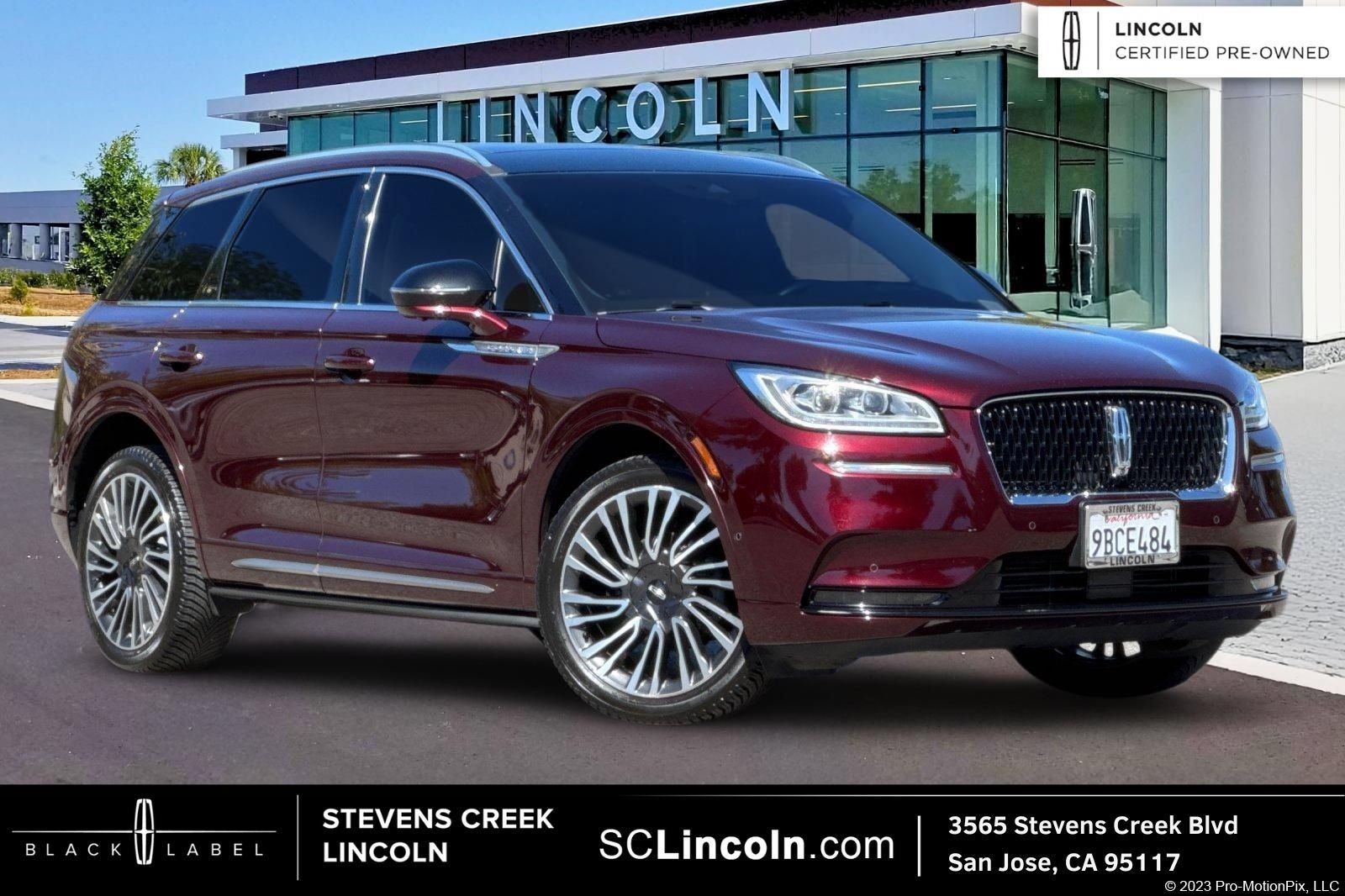 Used 2021 Lincoln Corsair Reserve AWD/4WD image 1