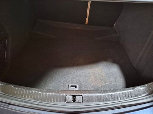 Certified 2013 Buick Regal Premium image 27