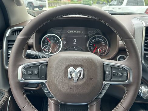 New 2026 RAM 1500 Laramie AWD/4WD image 14