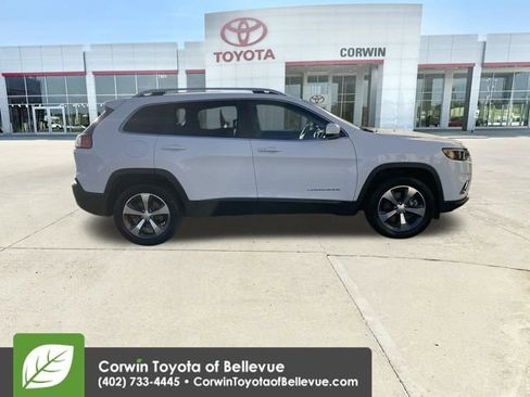 Used 2020 Jeep Cherokee Limited image 9