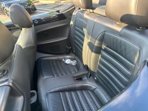 Used 2013 Volkswagen Beetle 2.0T FWD image 8