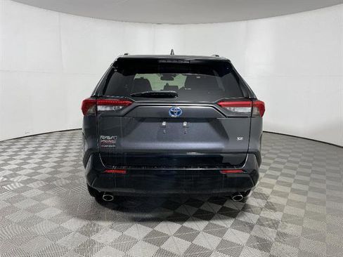 Certified 2022 Toyota RAV4 SE w/ Weather & Moonroof Package image 6