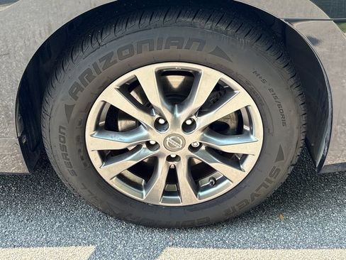 Used 2015 Nissan Altima 2.5 S w/ Special Edition Package FWD image 28