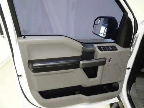 Used 2018 Ford F150 XLT w/ Equipment Group 302A Luxury AWD/4WD image 22