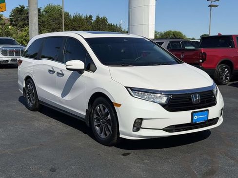 Used 2024 Honda Odyssey EX-L image 1