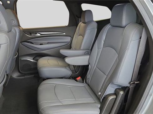 Used 2024 Buick Enclave Essence w/ Experience Buick Package image 15