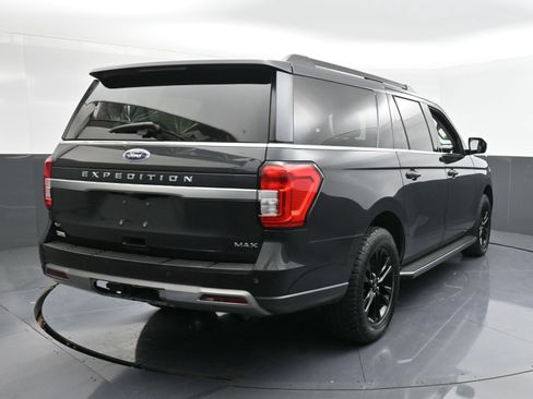 Certified 2022 Ford Expedition Max XLT image 8