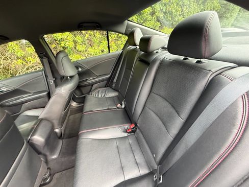Used 2017 Honda Accord Sport Special Edition image 44
