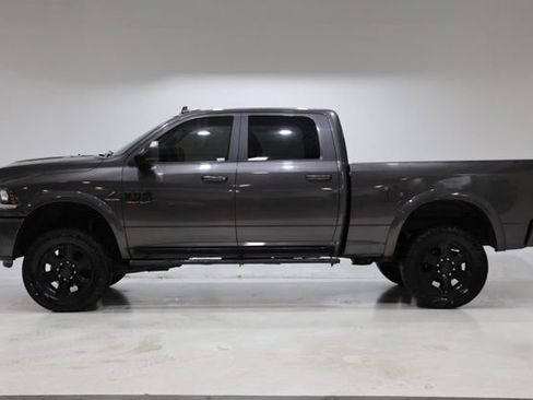 Used 2018 RAM 2500 Laramie w/ Sport Appearance Group AWD/4WD image 4