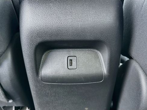 Used 2021 Nissan Sentra SV FWD image 16