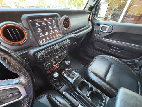 Used 2022 Jeep Gladiator Mojave w/ Cold Weather Group AWD/4WD image 54
