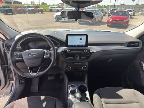 Used 2024 Ford Escape Active AWD/4WD image 13