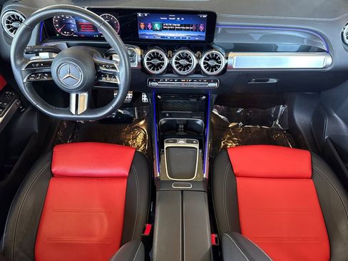 Certified 2024 Mercedes-Benz GLB 250 image 30