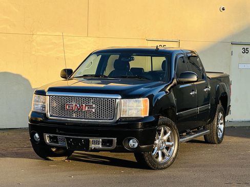 Used 2012 GMC Sierra 1500 Denali image 3