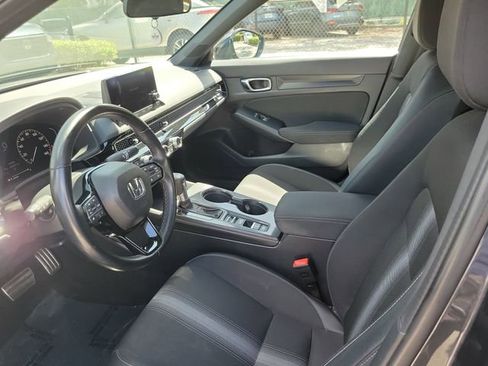 Used 2025 Honda Civic Sport image 10